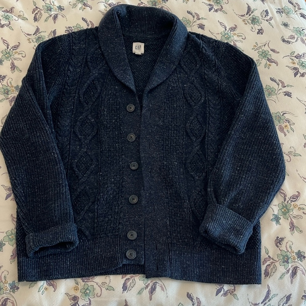 NWOT Men’s Gap navy blue cable cardigan